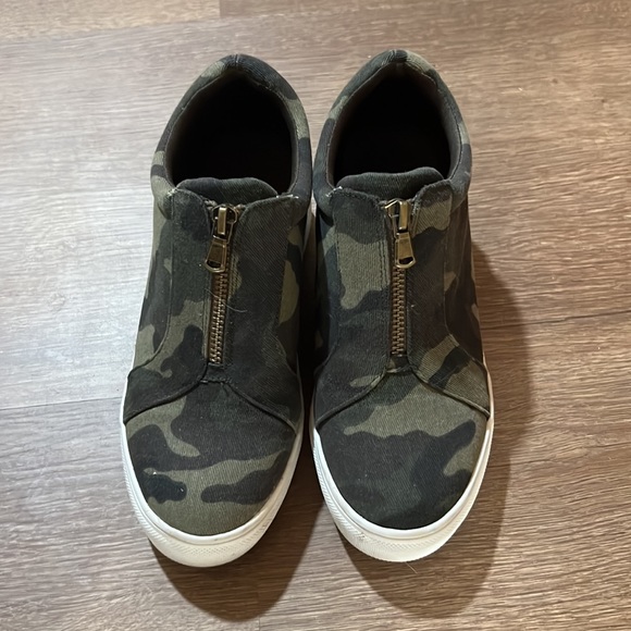 Boutique Camo bootie sneakers - Picture 2 of 4